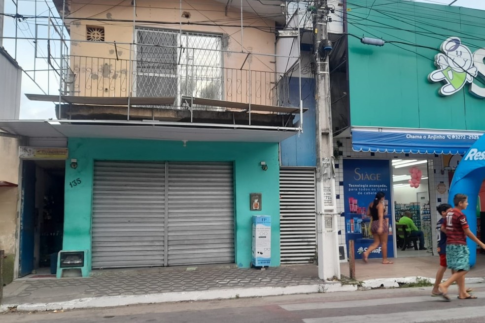 Suspeito tentou roubar loja  — Foto: Vanessa Camilo / Inter TV Cabugi