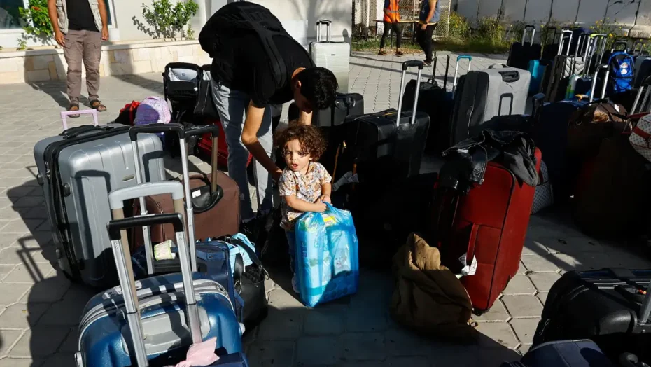 Brasileiros estão aguardando em Gaza. Foto: Reuters