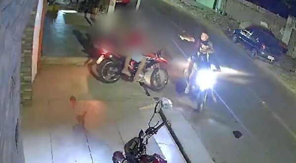 Casal foge de assalto em Mossoró, no Oeste potiguar — Foto: Reprodução