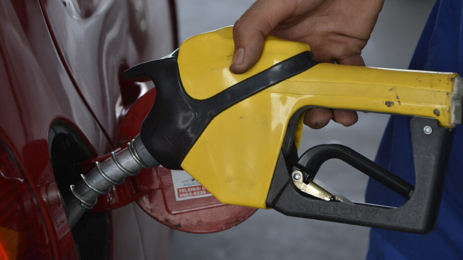 3R baixou preço dos combustíveis. Foto: José Aldenir/Agora RN.