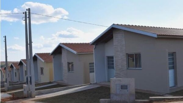 Programas habitacionais deverão reservar pelo menos um imóvel para famílias de pessoas com microcefalia no RN — Foto: Divulgação