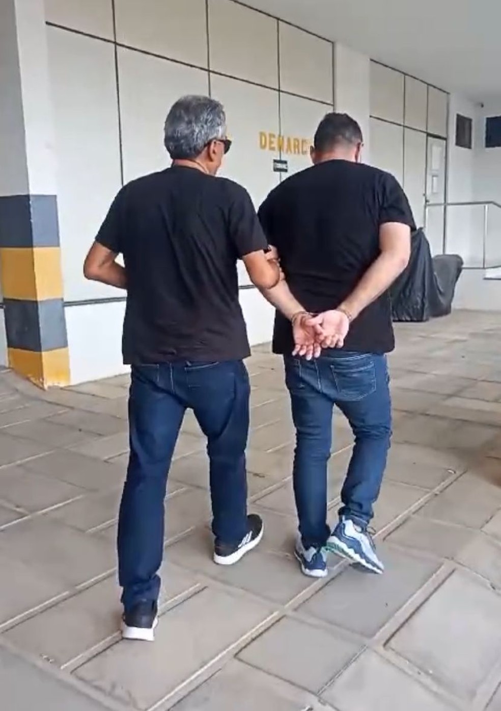 Homem é preso em Natal após pagar R$ 50 mil em honorários de advogado com cheques sem fundo — Foto: Foto: Reprodução