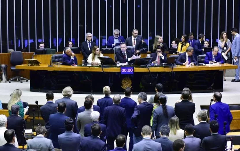 Sessão do Congresso Nacional presidida pelo senador Rodrigo Pacheco (PSD). Foto: Zeca Ribeiro / Câmara dos Deputados / CP.