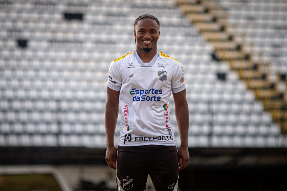 Daniel Cruz foi anunciado como reforço do ABC — Foto: Rennê Carvalho