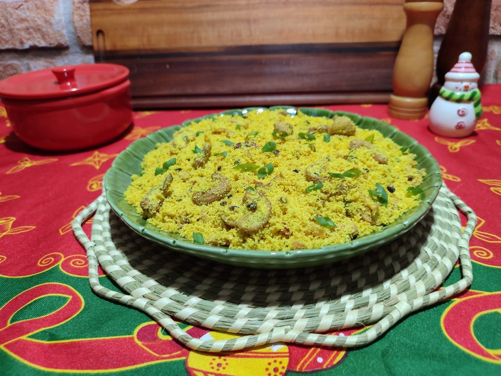 Farofa de maracujá com castanha de caju — Foto: Divulgação