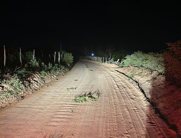 Acidente aconteceu na noite da última segunda-feira (18) em São José de Mipibu — Foto: PM/Cedida