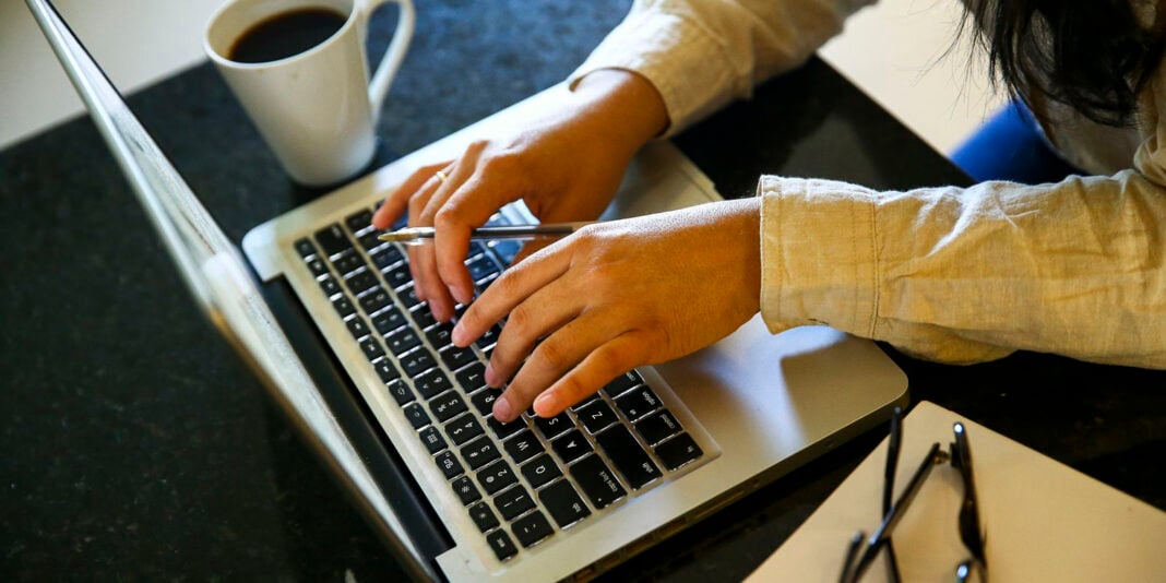 computador / home office /