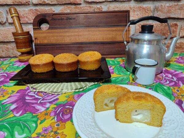 Pão de cuscuz recheado com queijo — Foto: Inter TV Costa Branca