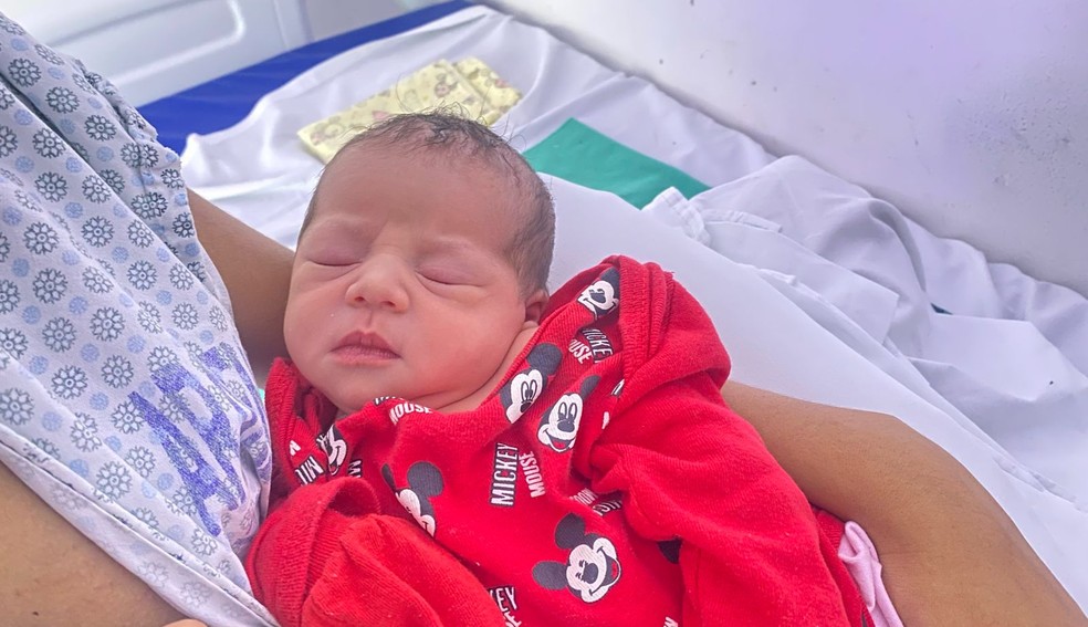 Milena Ísis, primeira bebê nascida na rede pública de Natal em 2024 — Foto: Francielly Medeiros/Inter TV Cabugi