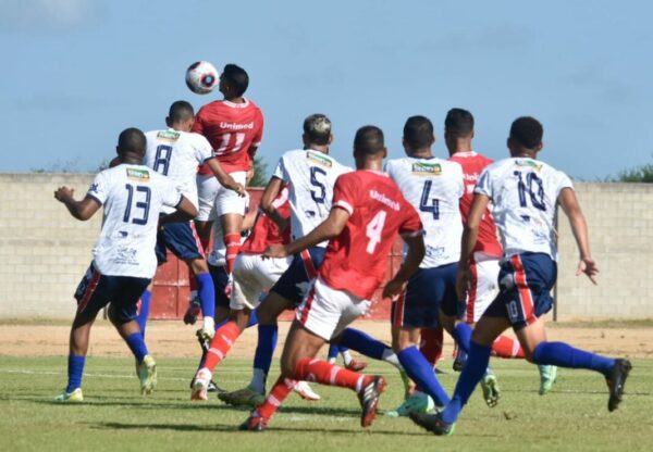 América abre o placar e vai para intervalo vencendo Potyguar de Currais Novos