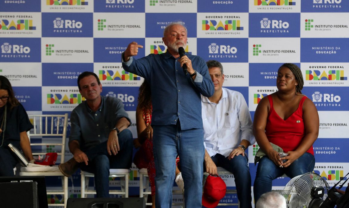 Rio de Janeiro (RJ), 07/02/2024 - O presidente  da República, Luiz Inácio Lula da Silva, participa do lançamento da pedra fundamental do campus do Instituto Federal do Rio de Janeiro (IFRJ), no Complexo do Alemão, zona norte da cidade. Foto: Tânia Rêgo/ Agência Brasil