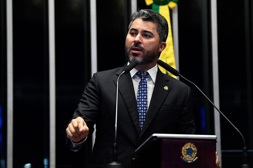 Em discurso, à tribuna, senador Marcos Rogério (PL-RO).