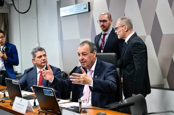 Mesa:
senador Rogério Carvalho (PT-SE);
presidente da CPIBRASKEM, senador Omar Aziz (PSD-AM);
senador Fabiano Contarato (PT-ES).