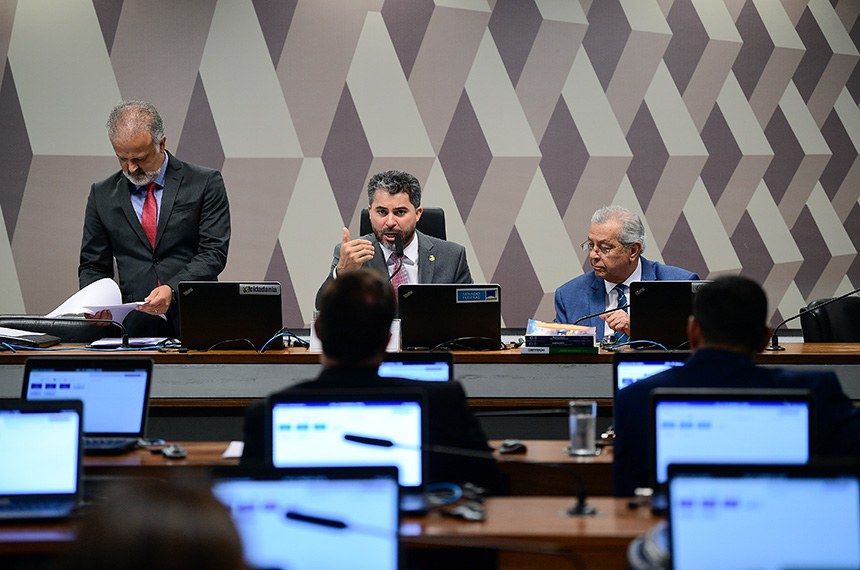Mesa:
presidente da CCJ, senador Davi Alcolumbre (União-AP);
senador Jayme Campos (União-MT).
