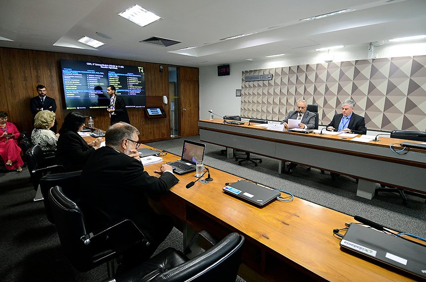 Bancada:
senador Flávio Arns (PSB-PR);
senadora Damares Alves (Republicanos-DF);
senadora Ivete da Silveira (MDB-SC).