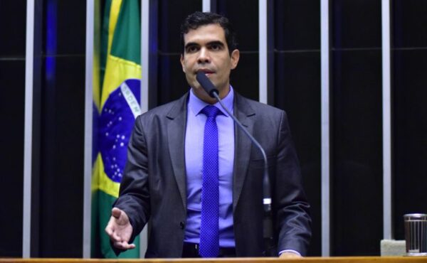 Homenagem ao Dia Internacional dos Animais. Dep. Ricardo Ayres (REPUBLICANOS-TO)