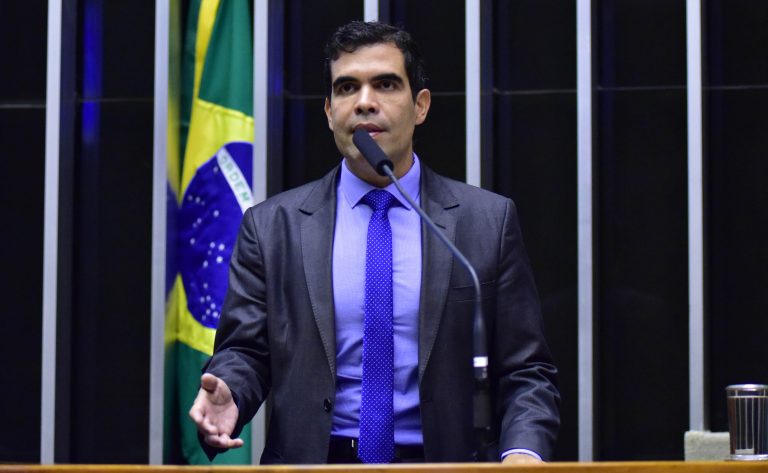 Homenagem ao Dia Internacional dos Animais. Dep. Ricardo Ayres (REPUBLICANOS-TO)