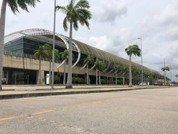 Fachada do Aeroporto Internacional Aluízio Alves, em São Gonçalo do Amarante, na Grande Natal — Foto: Vinícius Marinho/Inter TV Cabugi