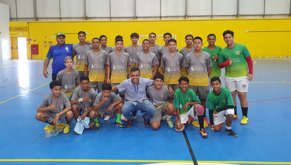 Programa de escolinhas esportivas de Natal tem aulas na Estação Cidadania Jorge Moura — Foto: Divulgação