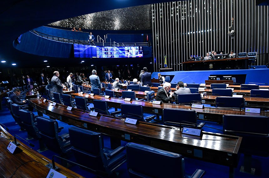 Bancada:
senador Flávio Arns (PSB-PR) - em pronunciamento.