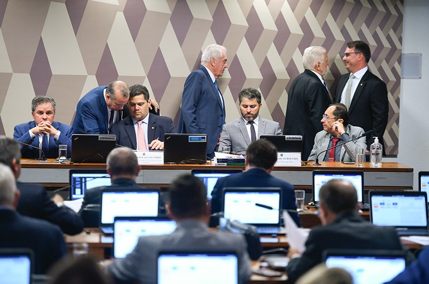 Mesa:
senador Efraim Filho (União-PB);
senador Rogerio Marinho (PL-RN);
presidente da CCJ, senador Davi Alcolumbre (União-AP);
senador Otto Alencar (PSD-BA);
vice-presidente da CCJ, senador Marcos Rogério (PL-RO);
senador Jaques Wagner (PT-BA);
senador Jorge Kajuru (PSB-GO).