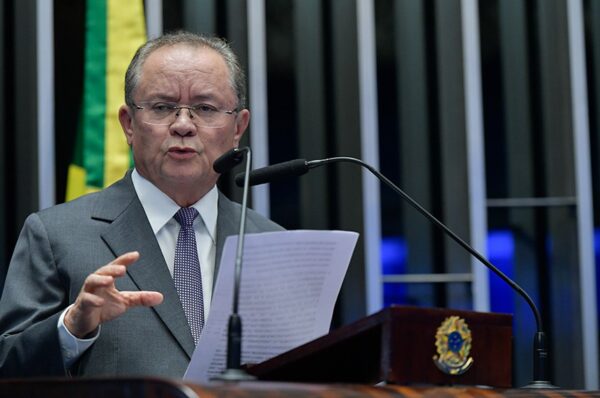 Em discurso, à tribuna, senador Zequinha Marinho (Podemos-PA).