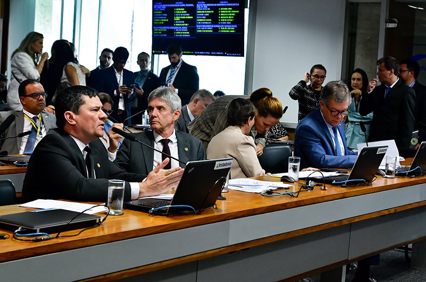 Bancada:
senador Sergio Moro (União-PR) - em pronunciamento;
senador Jaime Bagattoli (PL-RO);
senadora Tereza Cristina (PP-MS);
Autor do PL 699/2023, senador Laércio Oliveira (PP-SE).