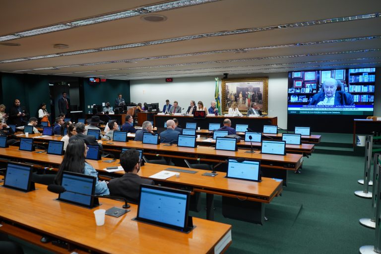 Audiência Pública - Inviolabilidade civil e penal de Deputados e Senadores