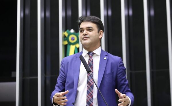 Discussão e votação de propostas. Dep. Rubens Pereira Júnior (PT - MA)
