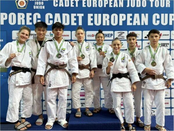 Brasil conquistou quatro ouros, duas pratas e nove bronzes e terminou competição no segundo lugar geral | Foto: Divulgação/CBJ