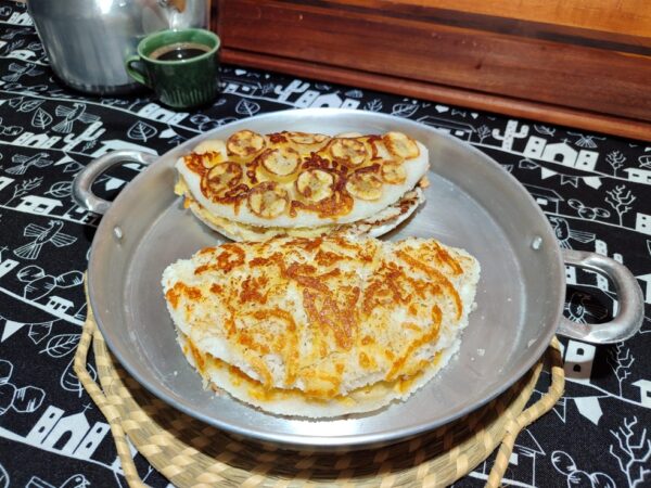Tapioca com banana, queijo e coco — Foto: Inter TV Costa Branca