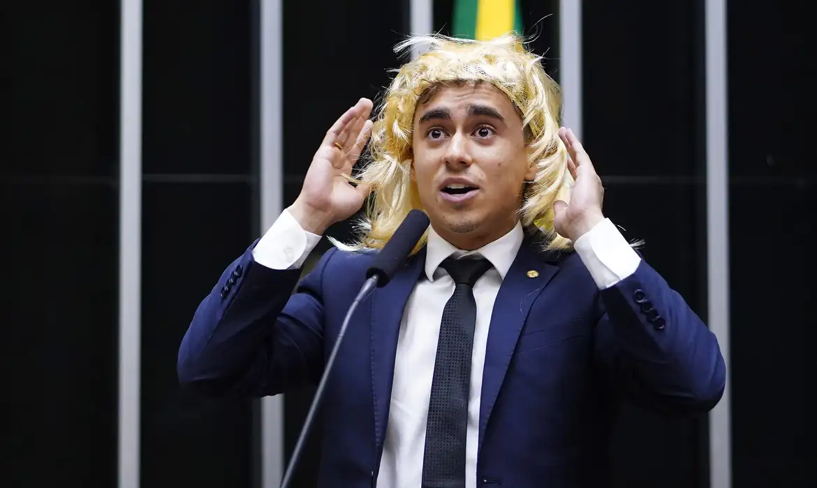 Brasília (DF) - O deputados, Nikolas Ferreira (PL - MG), discursa na tribuna da Camara dos Deputados durante sessāo deliberativa
Foto: Pablo Valadares/Câmara dos Deputados
