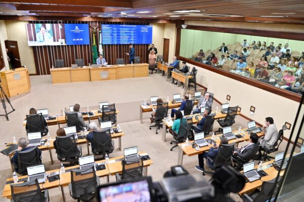 Deputados estaduais aprovam reajuste salarial para os professores do RN — Foto: ALRN/Divulgação
