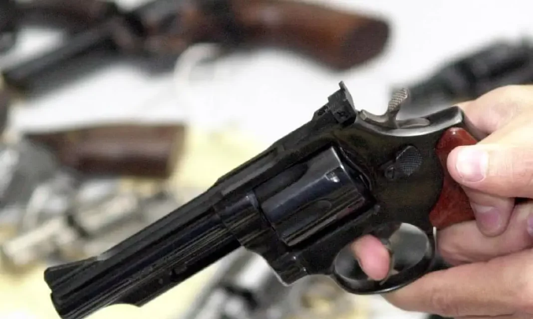 Apoiadores do texto defenderam direito dos cidadãos de portarem armas para defesa pessoal, enquanto os críticos, argumentaram que mais armas de fogo aumentam violência | Foto: Arquivo/Agência Brasil