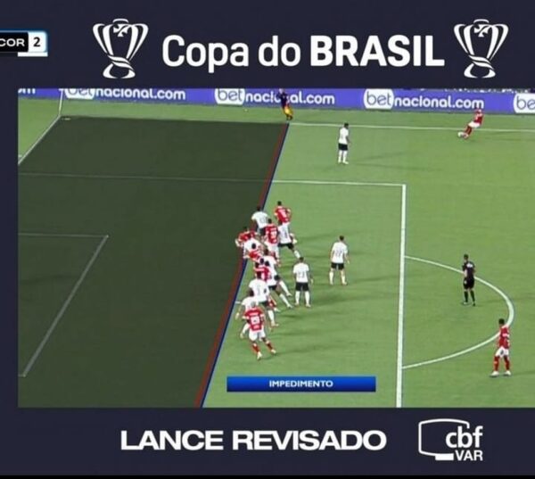 América-RN teve gol anulado por impedimento apontado pelo VAR — Foto: Reprodução