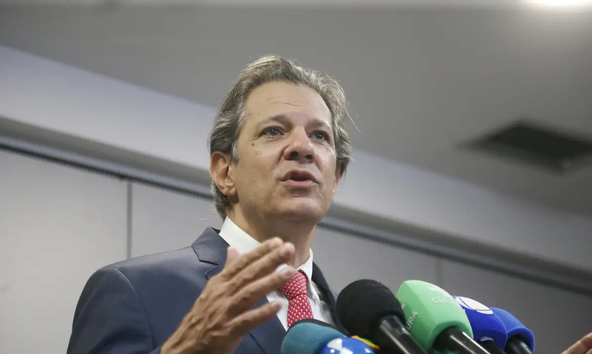 São Paulo (SP) 30/04/2024 - Ministro Fernando Haddad durante entrevista a imprensa.Foto: Paulo Pinto/Agência Brasil