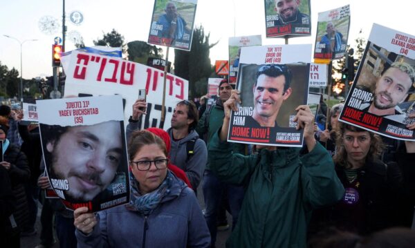 Protesto em Jerusalém pela libertação de reféns de Gaza
9/4/2024   REUTERS/Ronen Zvulun