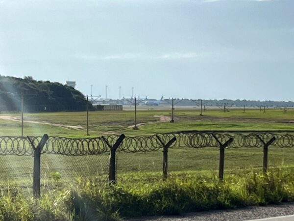 Avião da Air Europa no Aeroporto de Natal — Foto: Vinícius Marinho/Inter TV Cabugi