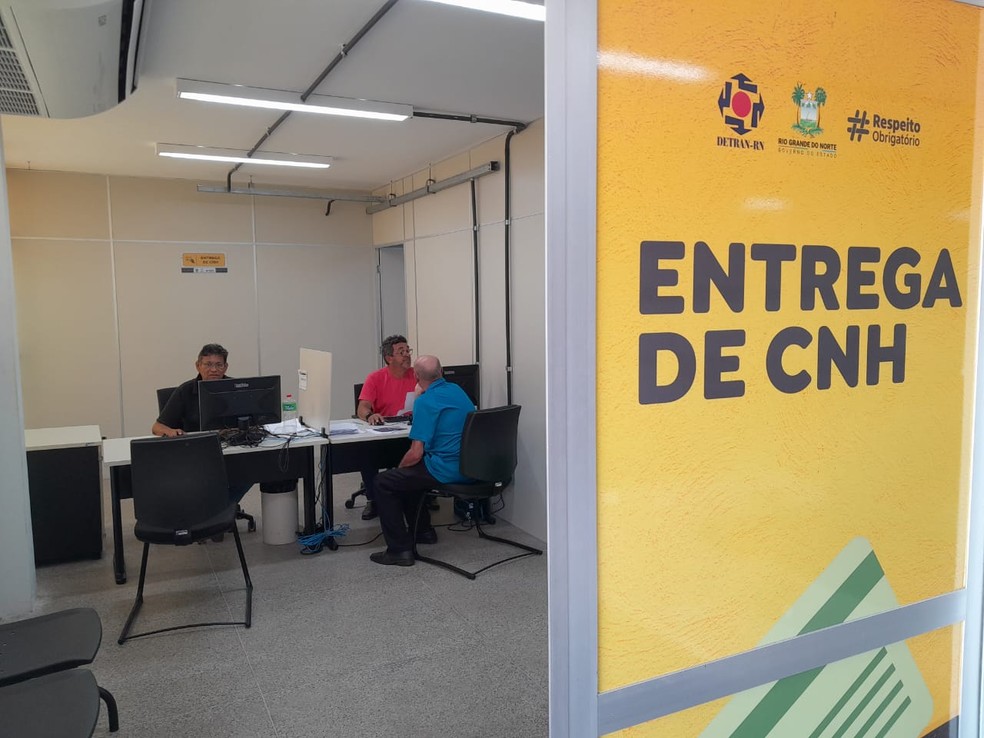 Entrega de CNH no Detran RN — Foto: Divulgação/ARQUIVO