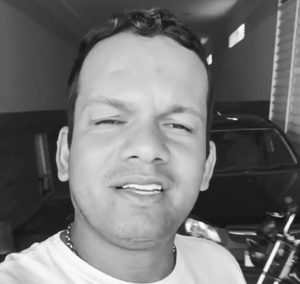 Vítima foi morta dentro de própria loja de motos — Foto: Reprodução/Redes Sociais