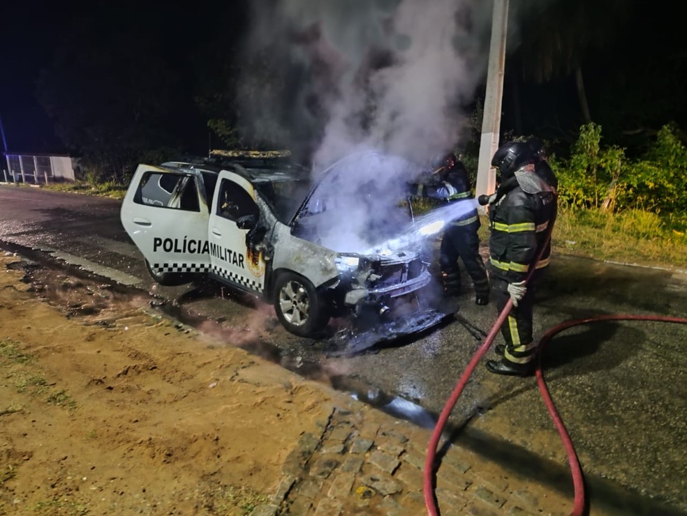 Viatura da PM pegou fogo na Grande Natal — Foto: Cedida