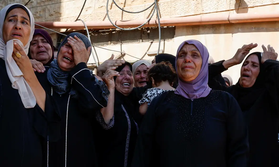 Funeral de palestinos mortos em Aqaba
6/8/2024    REUTERS/Raneen Sawafta