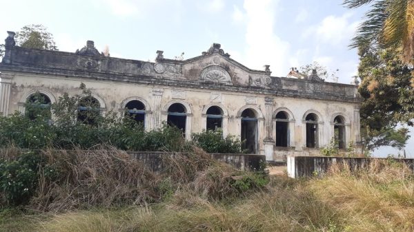 Casa-grande do engenho Guaporé, em Ceará-Mirim, é tombada como patrimônio desde 1988 pela Fundação José Augusto (FJA) — Foto: Sérgio Henrique Santos/Inter TV Cabugi