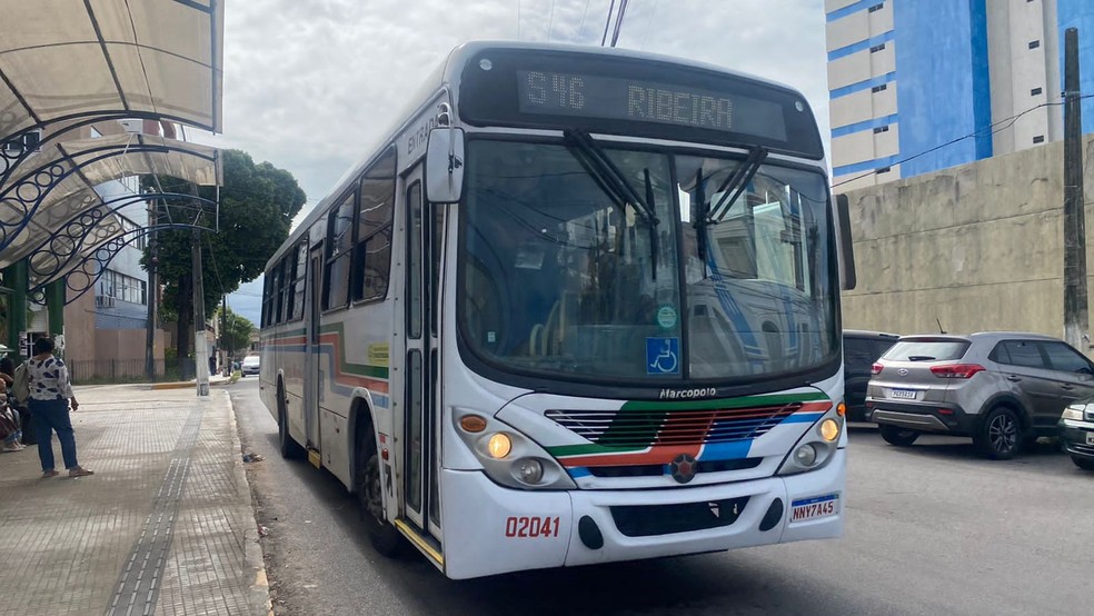 Veículo que integra o transporte público de Natal — Foto: Francielly Medeiros/Inter TV Cabugi